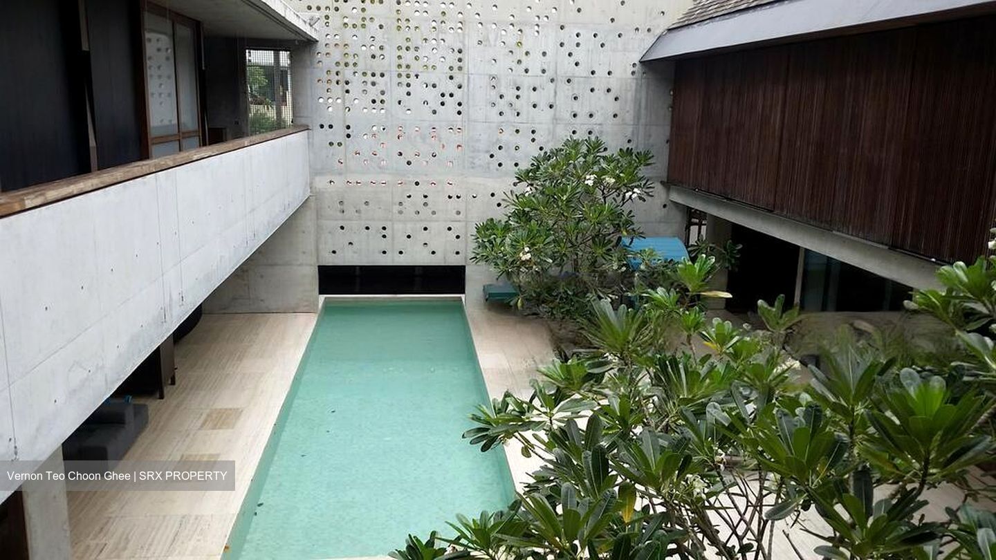 Kew Drive (D16), Detached #484467361
